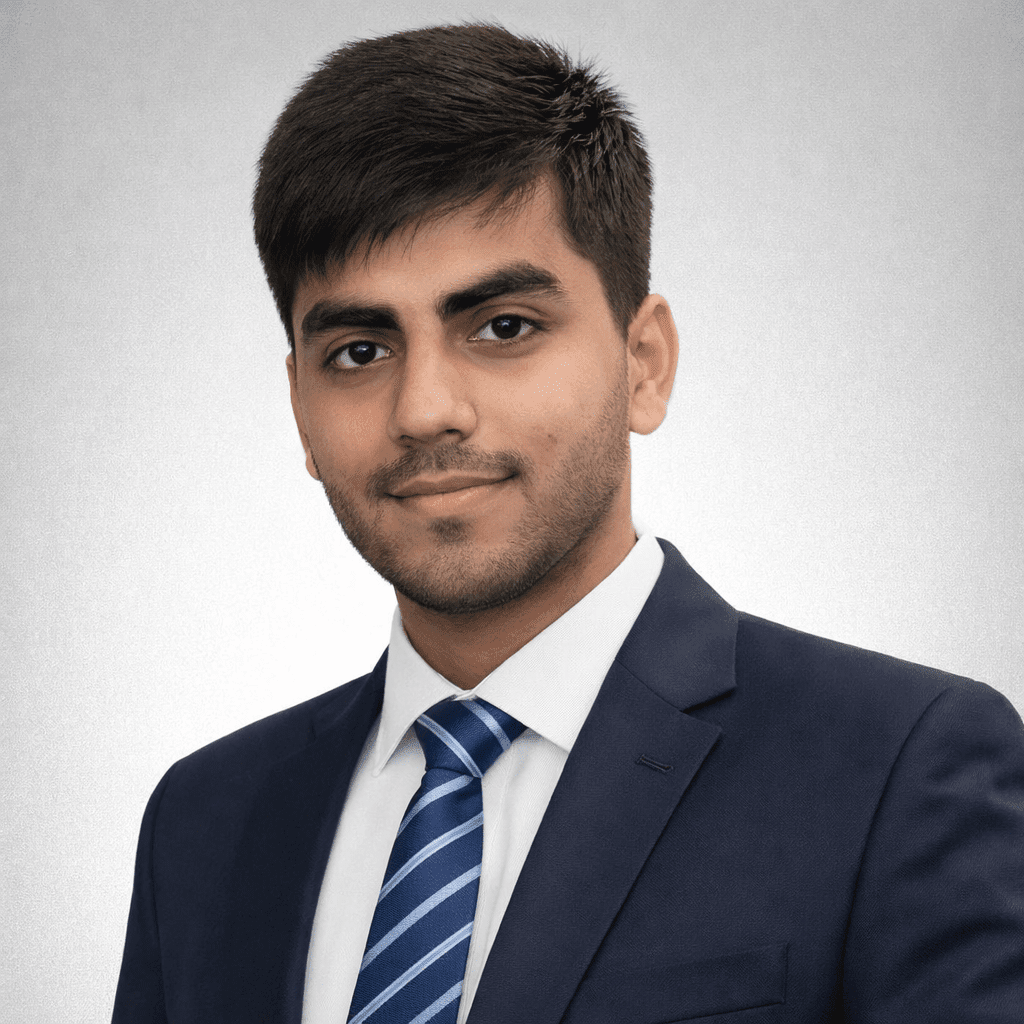 Kishan Kumar – Editor-in-Chief & AI Market Strategist